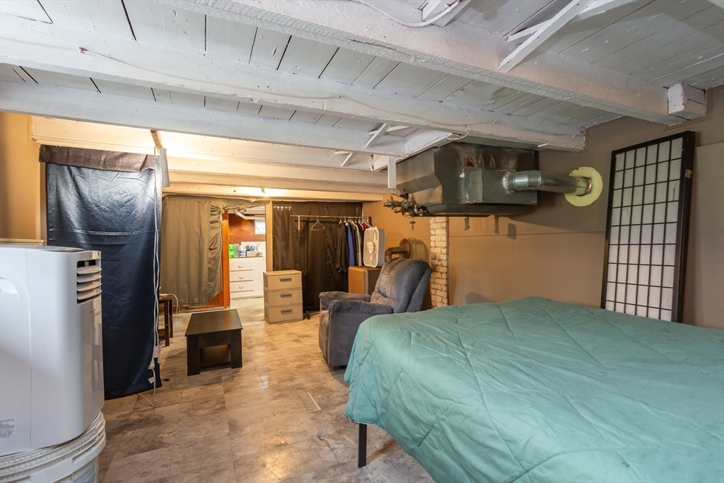 44 Slocum St Property Photo 21