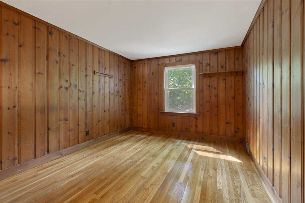 12 Cedar Ave Property Photo 18