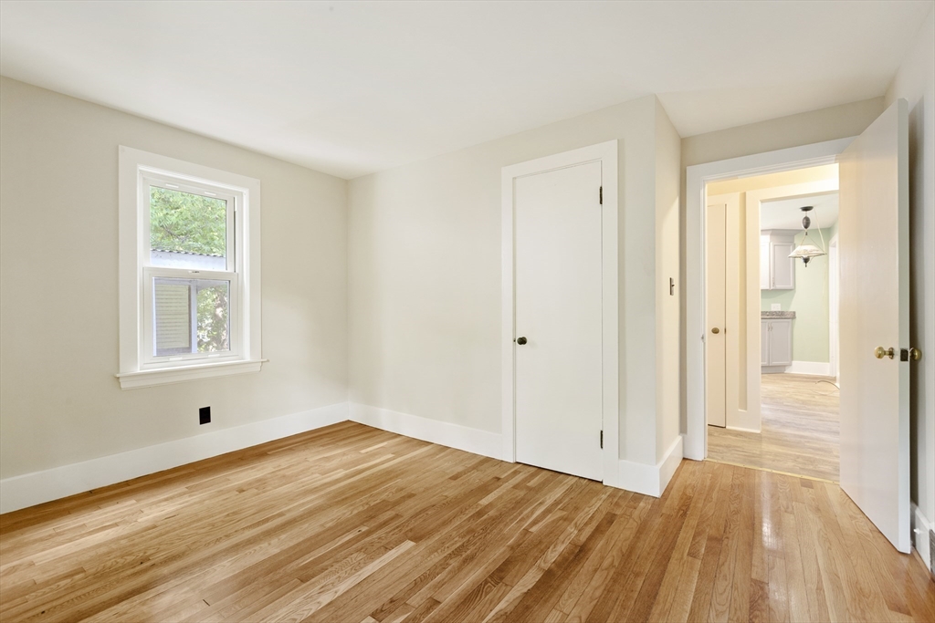 12 Cedar Ave Property Photo 19