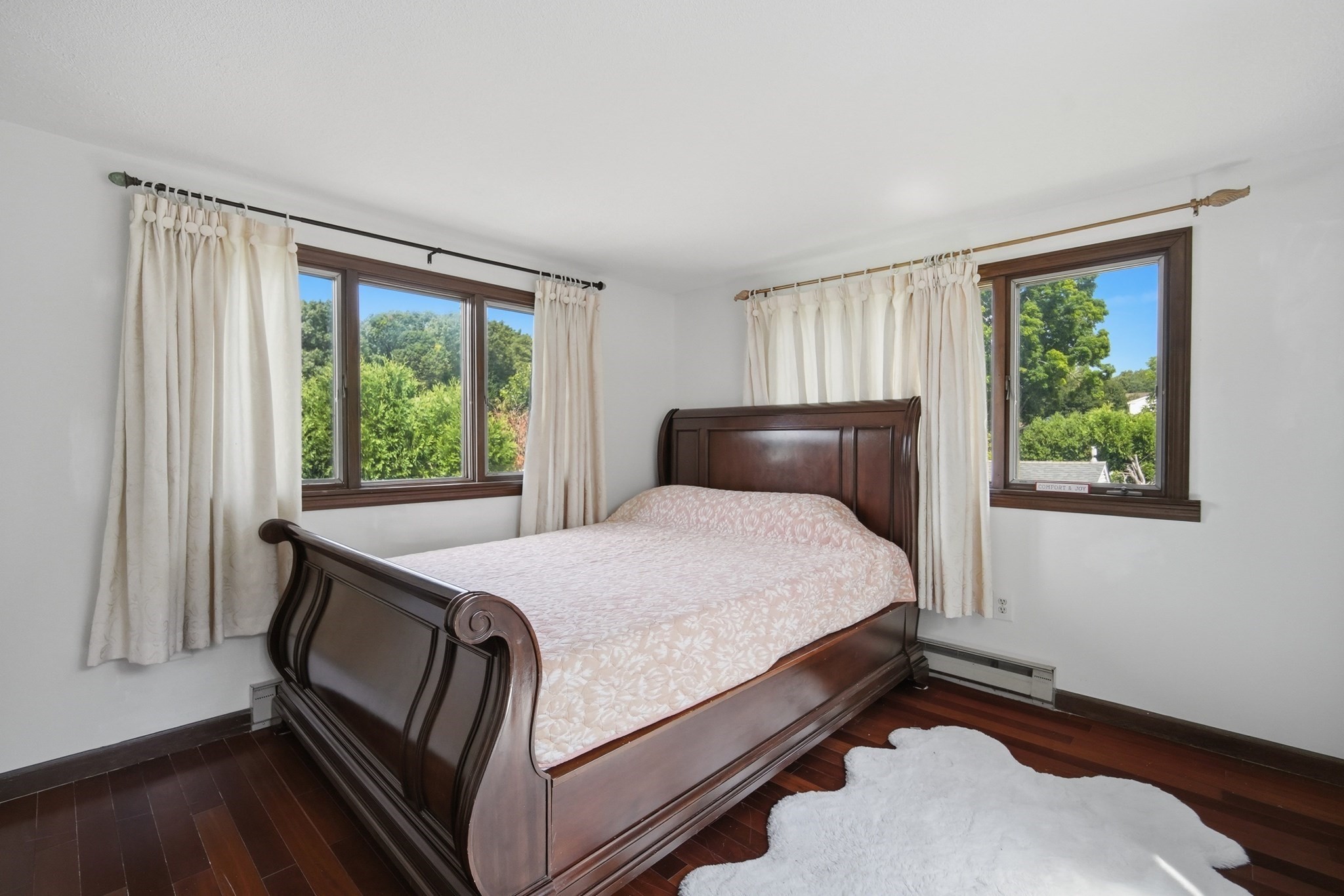 4 Baril Ln Property Photo 27