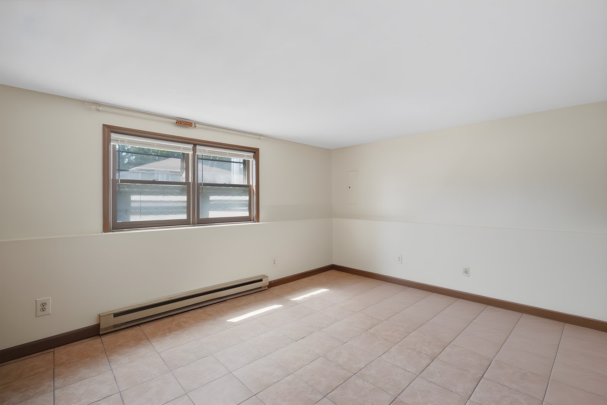 4 Baril Ln Property Photo 34