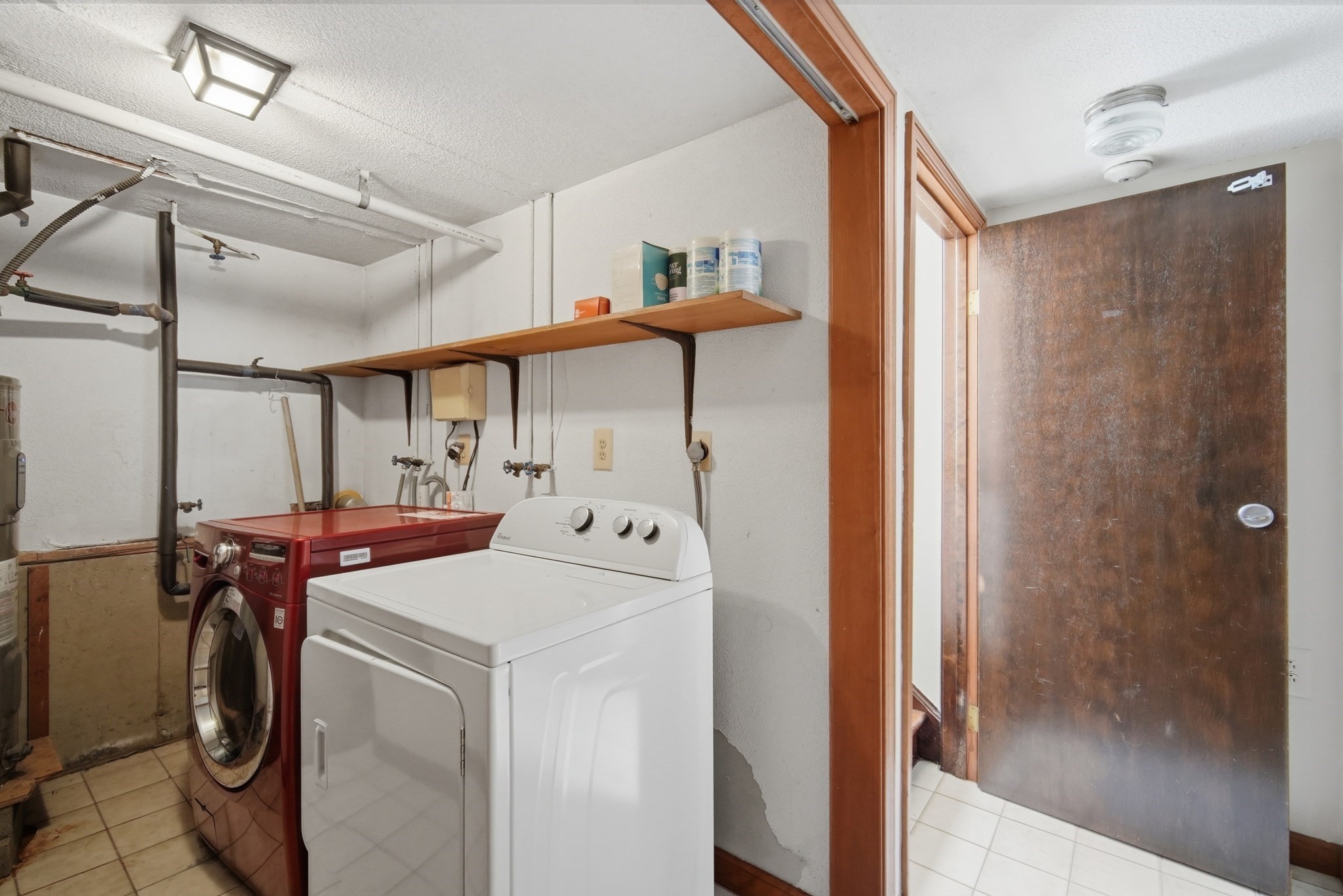 4 Baril Ln Property Photo 36