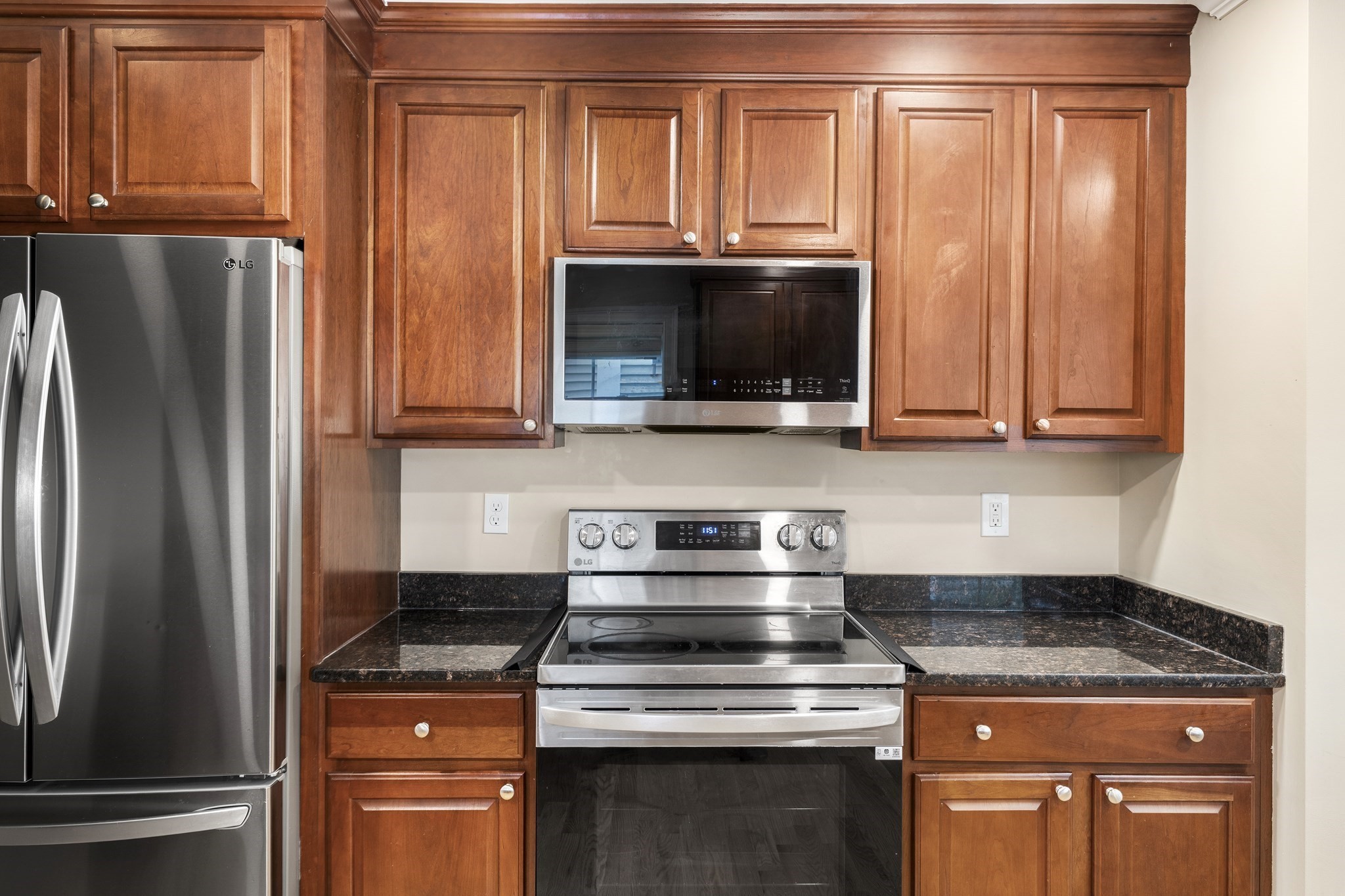 8 High St # B1 Property Photo 5