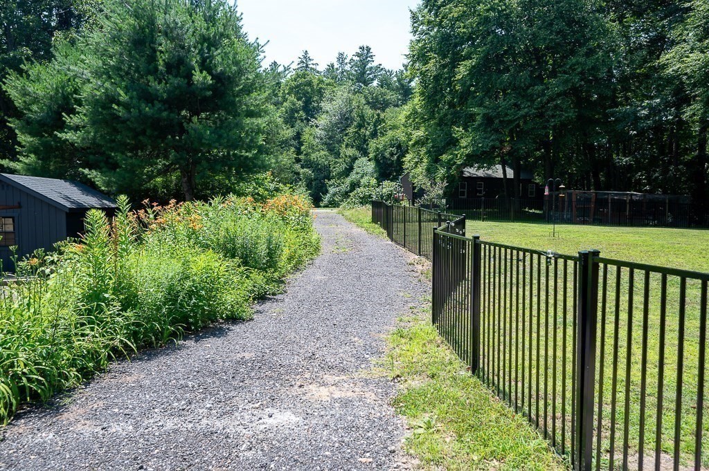 85 Narrows Rd Property Photo 19