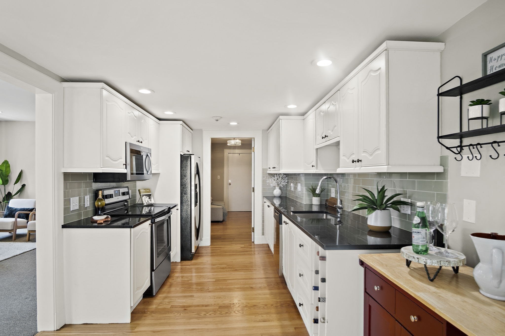 1401 Great Pond Road # 8 Property Photo 8