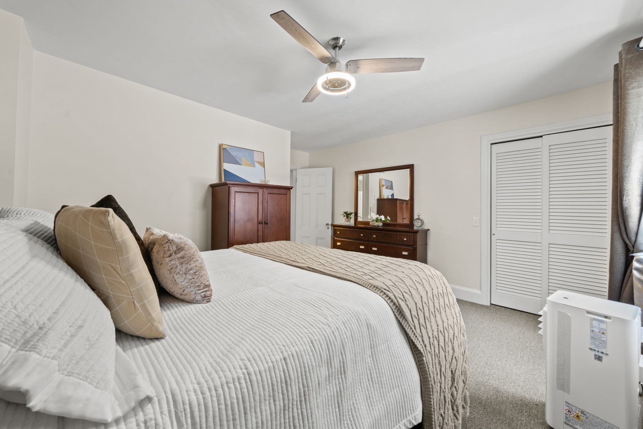 1401 Great Pond Road # 8 Property Photo 16