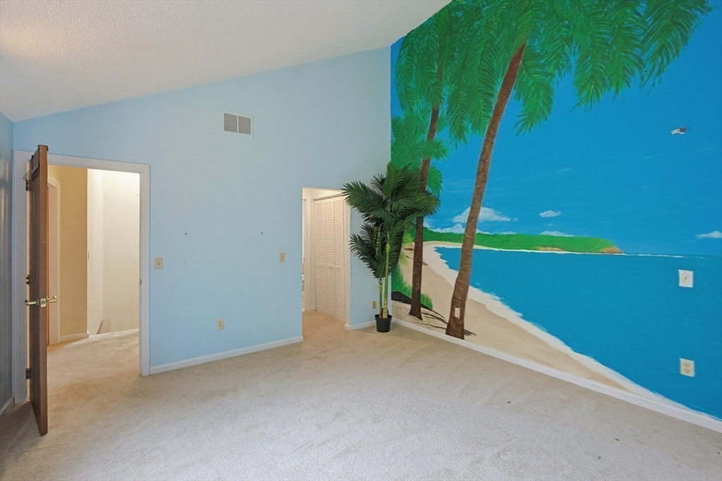 25 Country Club Ln # D Property Photo 23