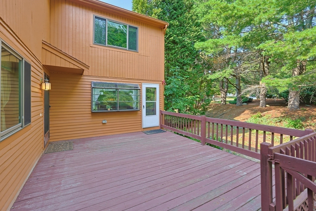 25 Country Club Ln # D Property Photo 30