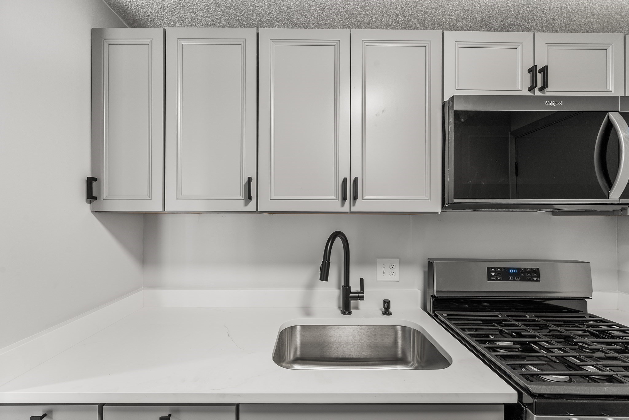 345 Pawtucket Blvd # 14 Property Photo 11