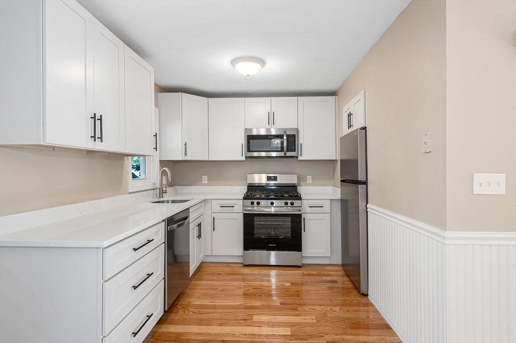 38 Farmland Rd # C Property Photo 8