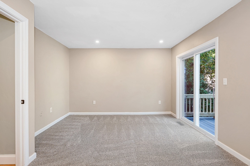 38 Farmland Rd # C Property Photo 12