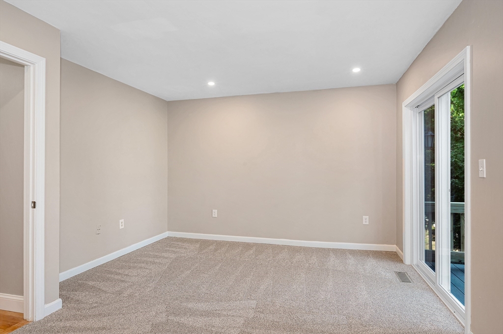 38 Farmland Rd # C Property Photo 13