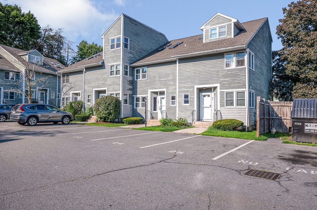 38 Farmland Rd # C Property Photo 29