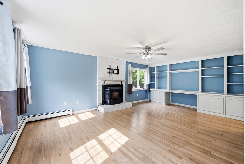 711 Chicopee Row Property Photo 3