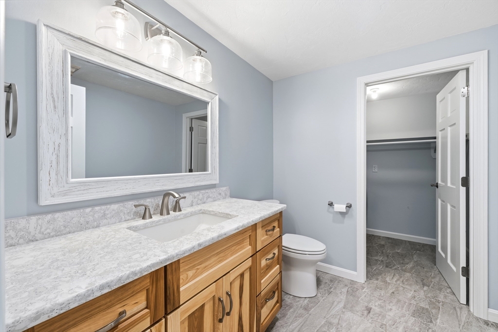711 Chicopee Row Property Photo 11