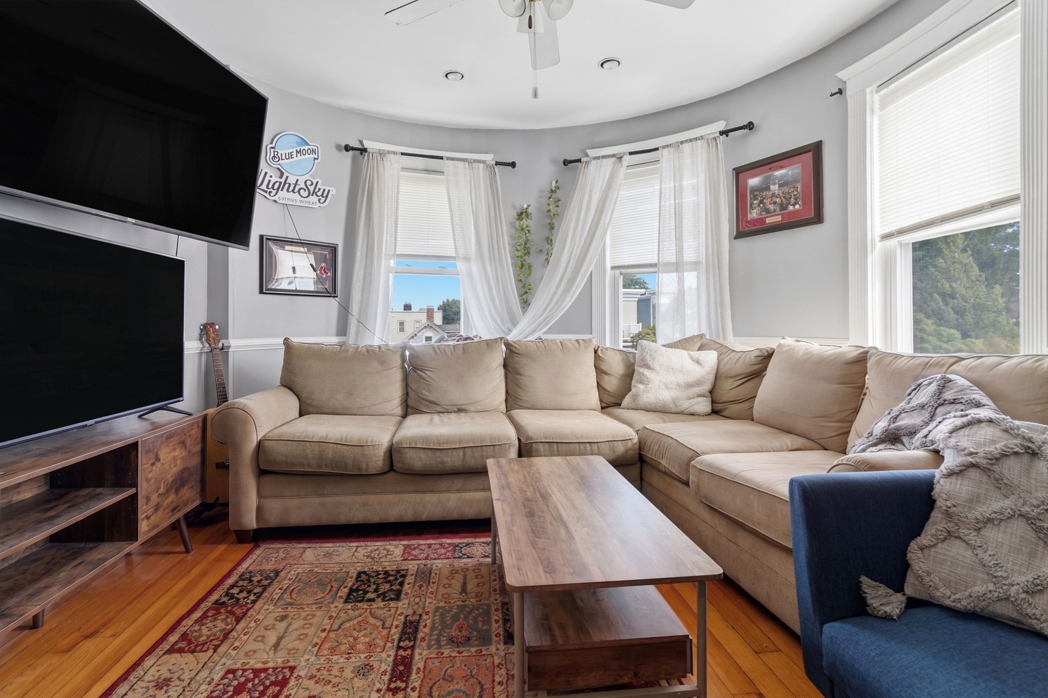 19 Pleasant St Property Photo 4