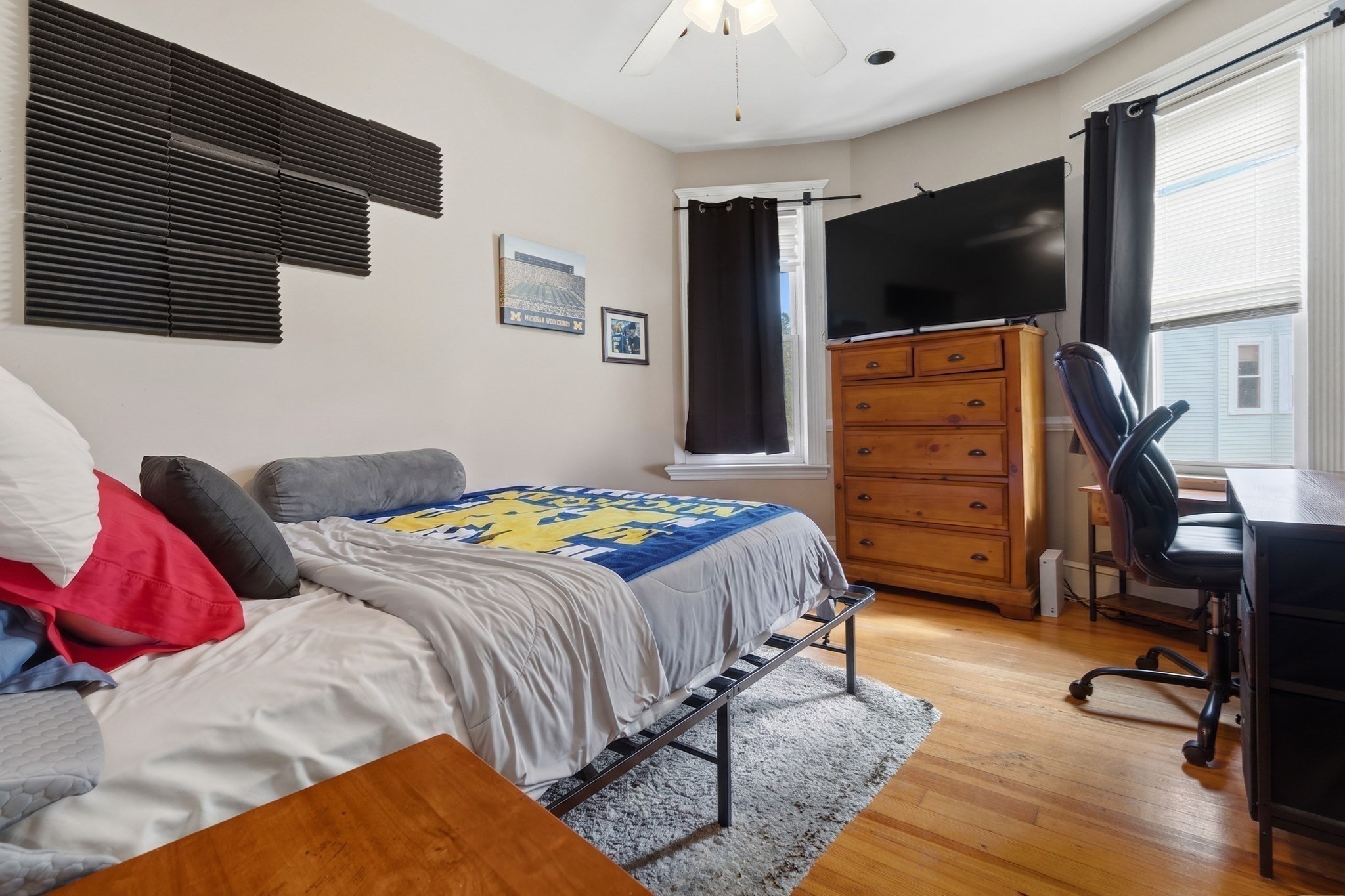 19 Pleasant St Property Photo 10