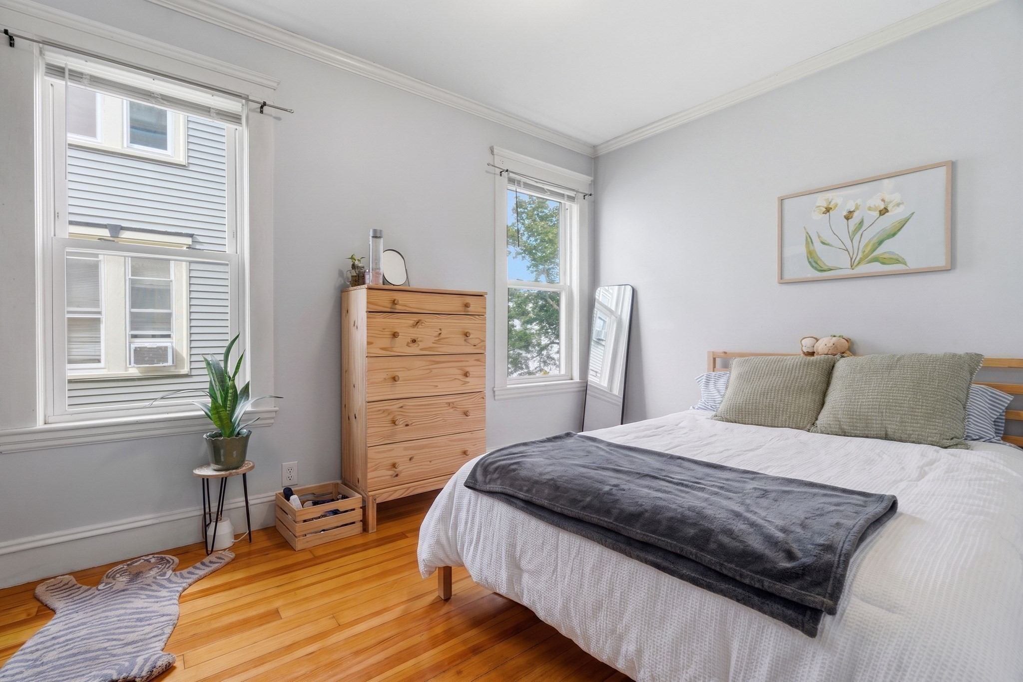 19 Pleasant St Property Photo 13