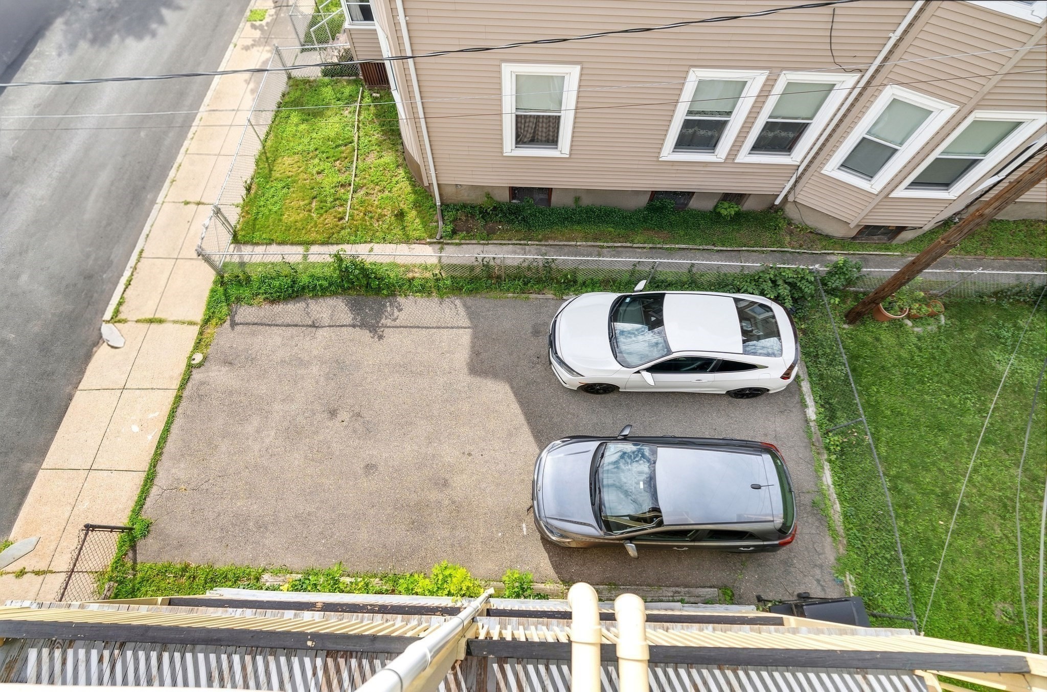 19 Pleasant St Property Photo 32
