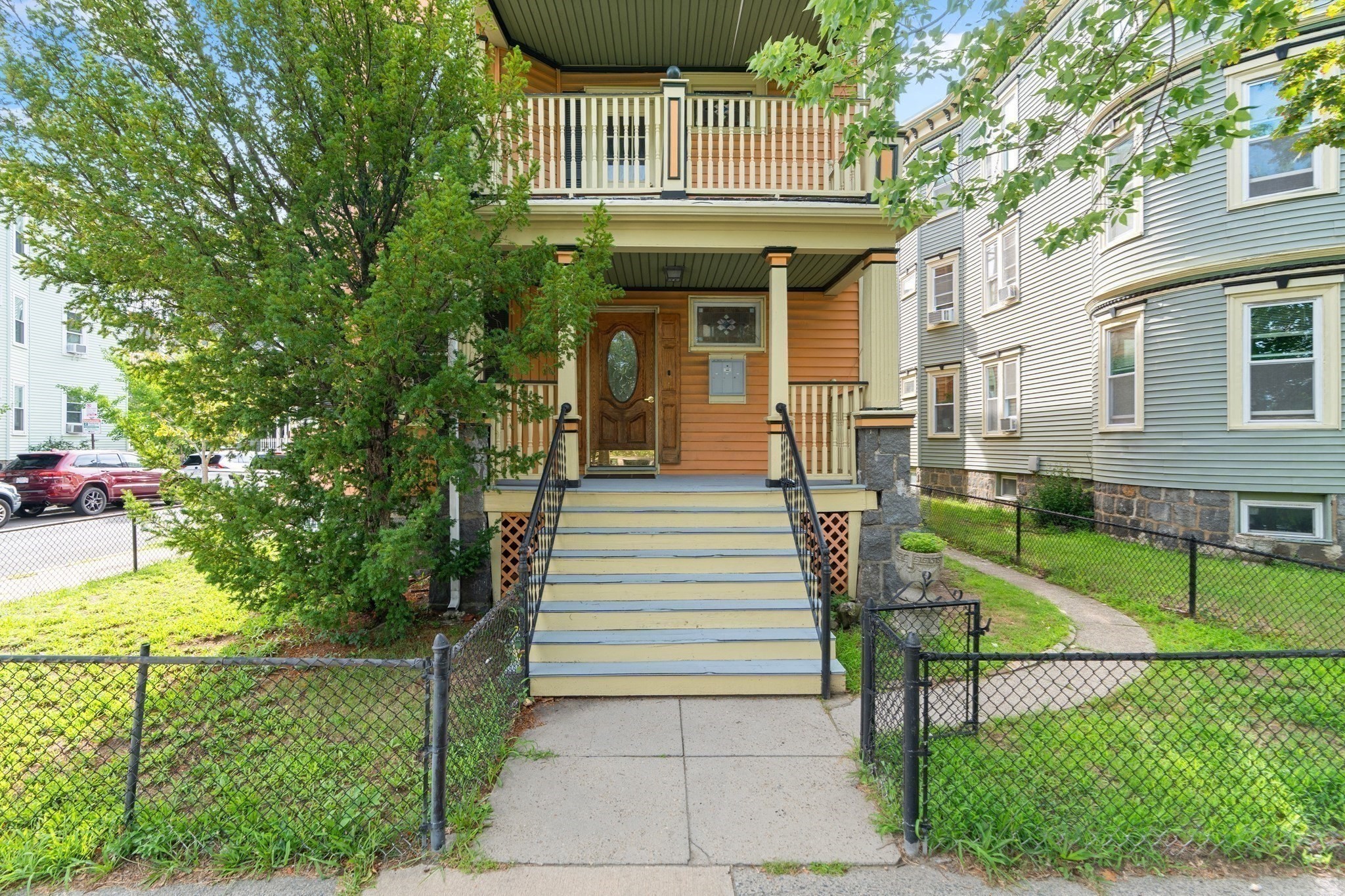 19 Pleasant St Property Photo 34