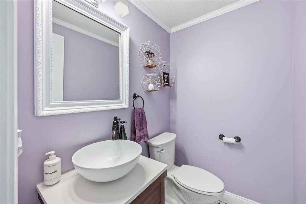 86 Corey Colonial # 86 Property Photo 15