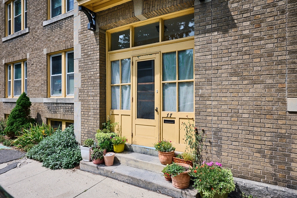 17 Clark Avenue # 17 Property Photo 1