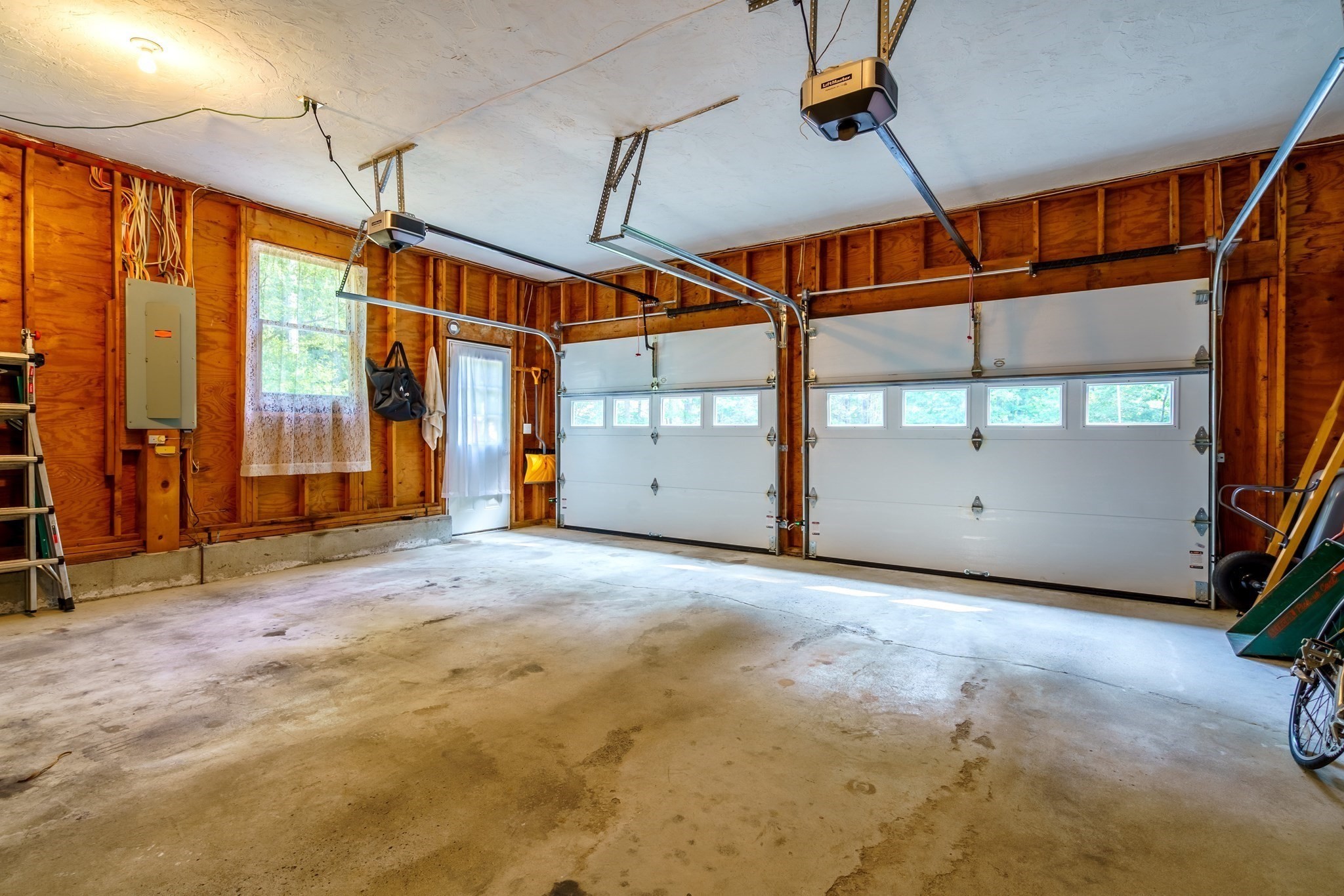 167 Willow St Property Photo 33