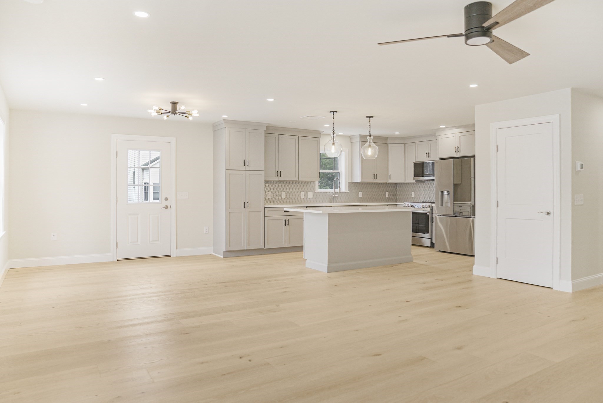 36 Floyd Street Property Photo 10