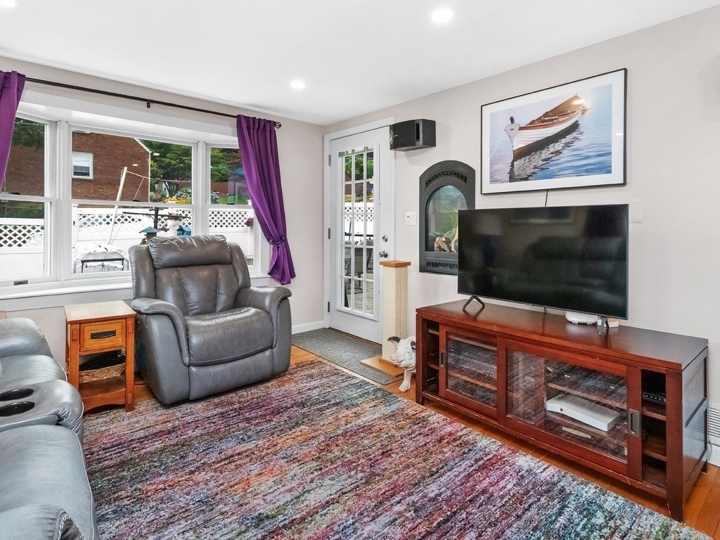 39 Smart Street Property Photo 9