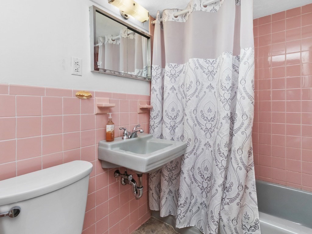 40 Whitman Road # 2 Property Photo 23