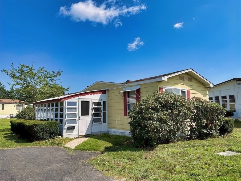 4 Fair Lane Property Photo 1