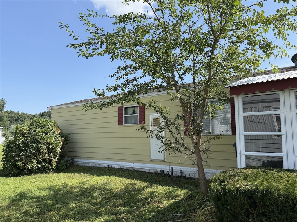 4 Fair Lane Property Photo 28