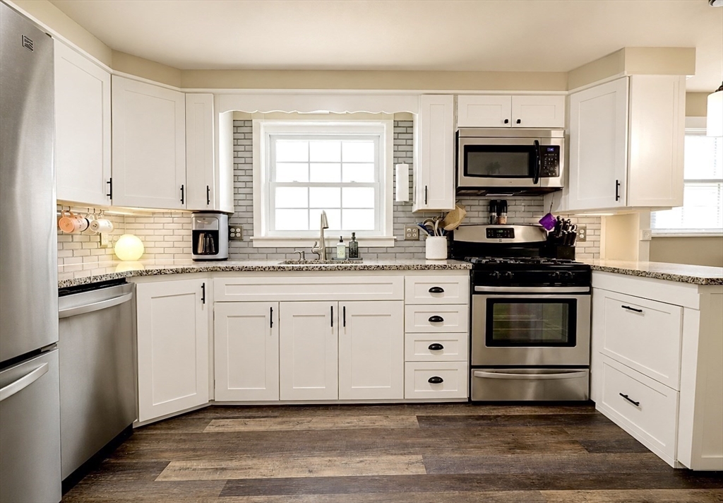 59 Ayer Street Property Photo 8