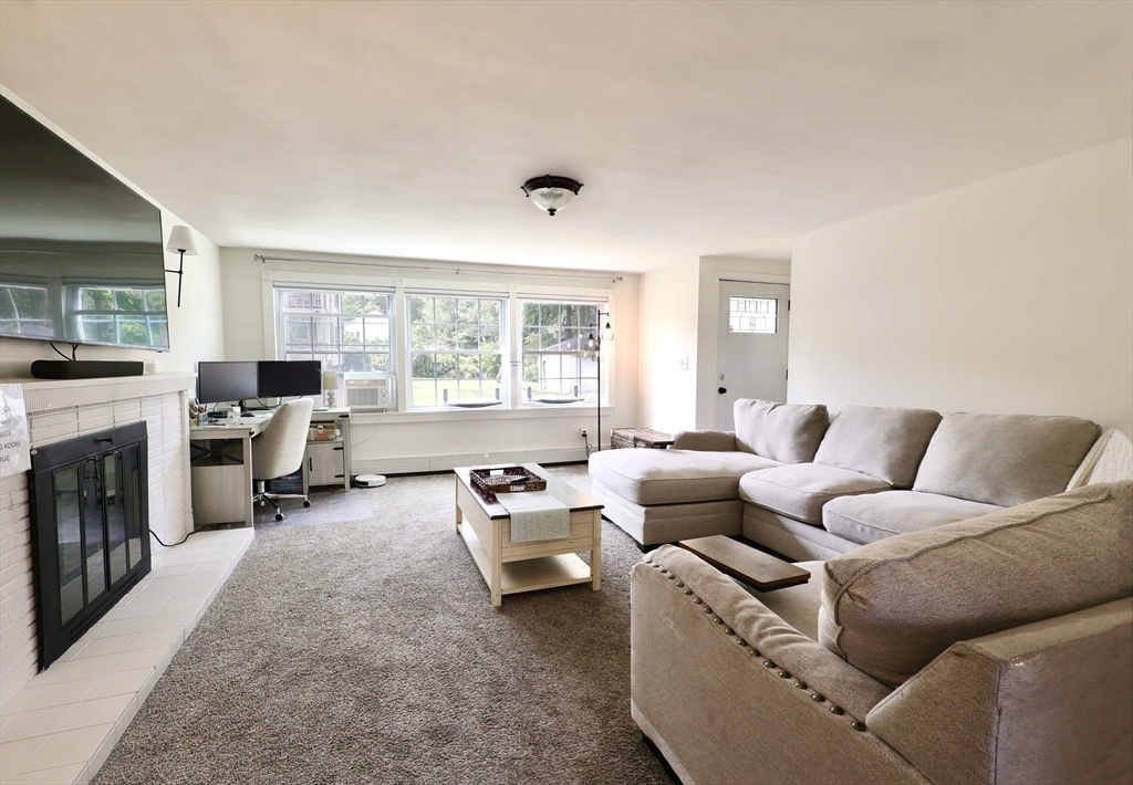 59 Ayer Street Property Photo 11