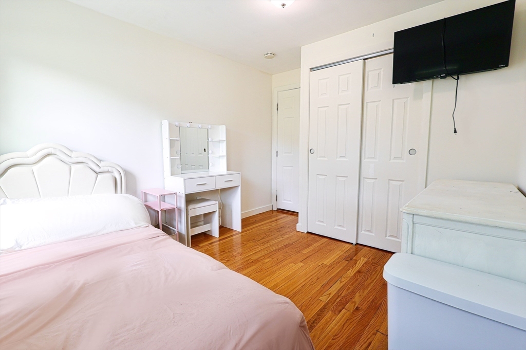 59 Ayer Street Property Photo 16