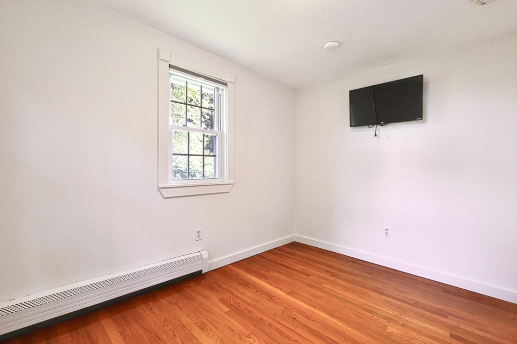59 Ayer Street Property Photo 18
