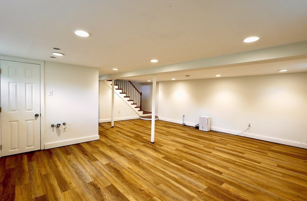 59 Ayer Street Property Photo 21