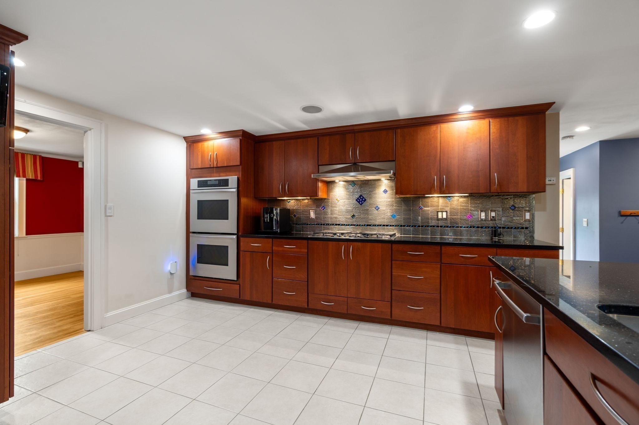 42 Sheridan Rd Property Photo 7