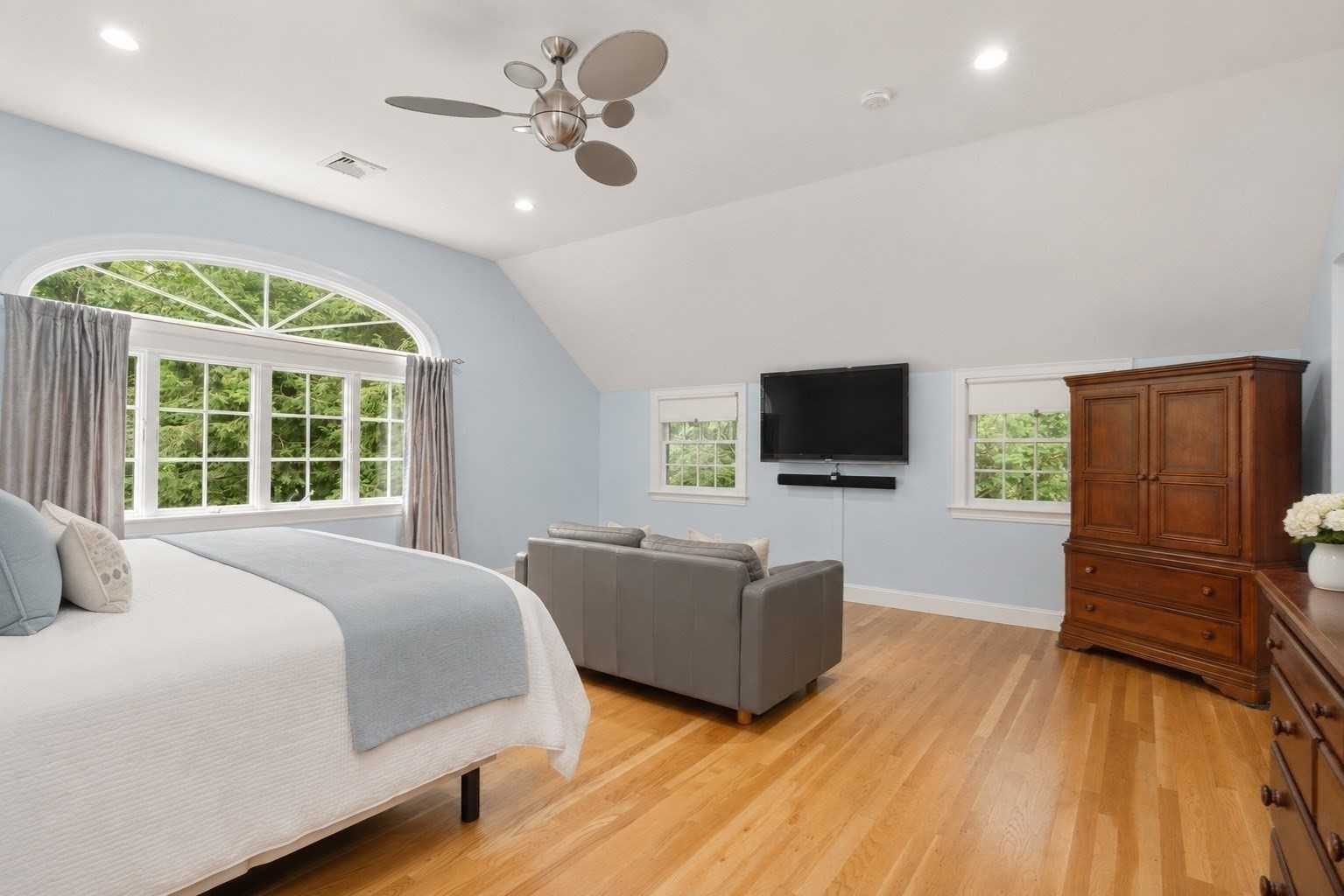 42 Sheridan Rd Property Photo 19
