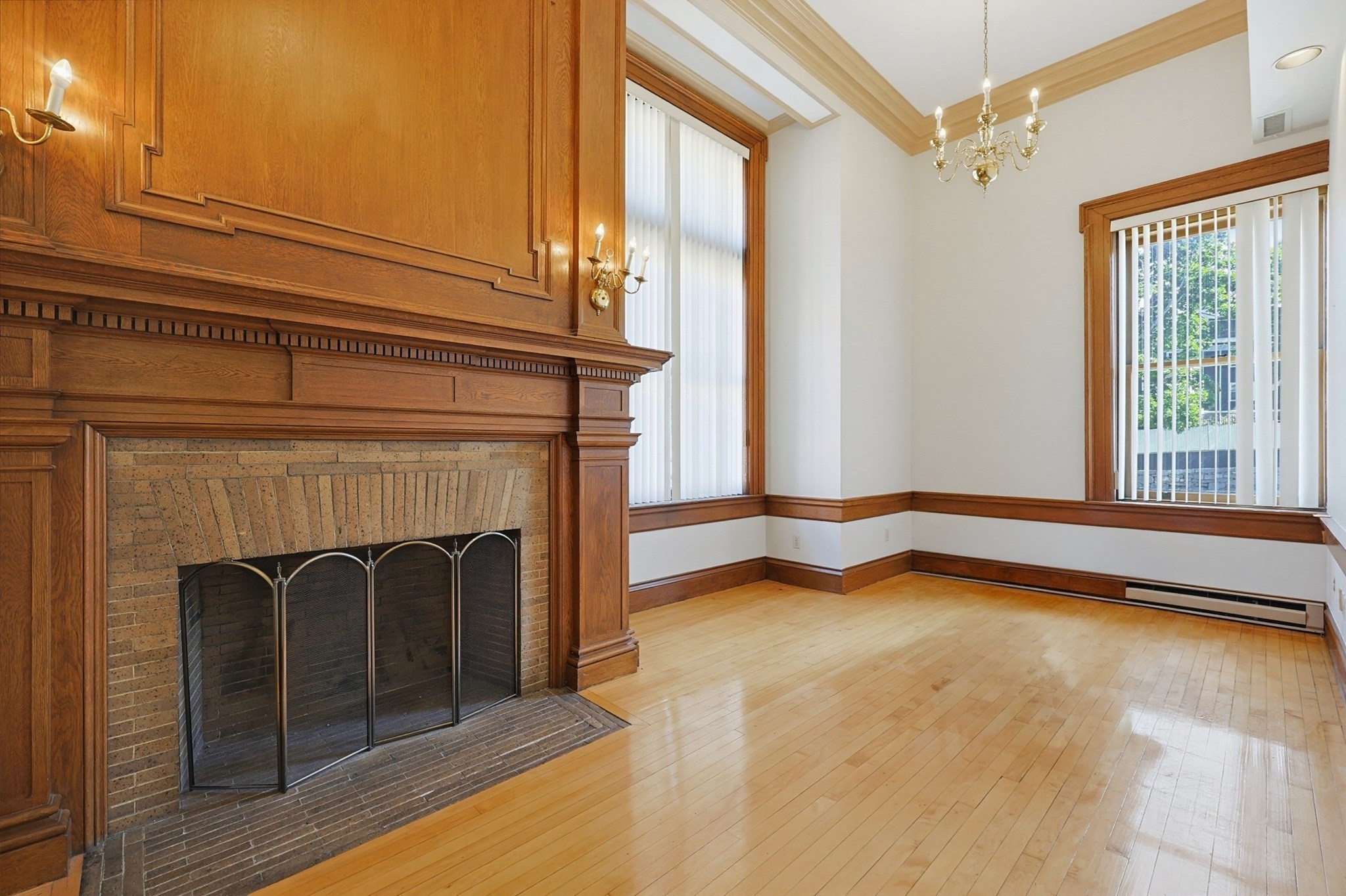 92 High St # 21 Property Photo 6