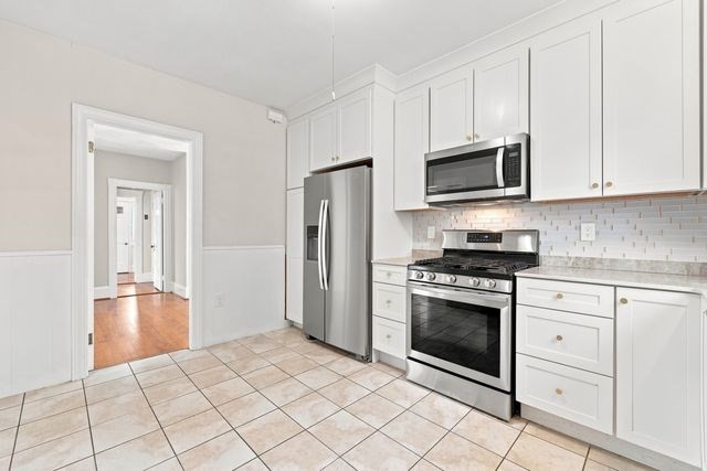 109 Bucknam St Property Photo 7