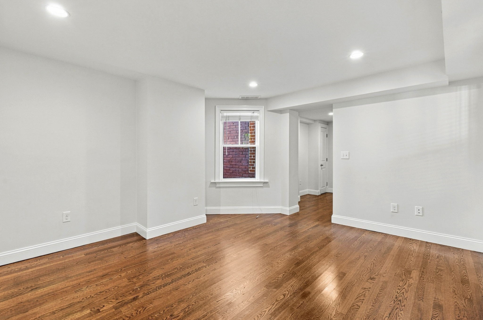 16 Thomas Park # 1 Property Photo 25
