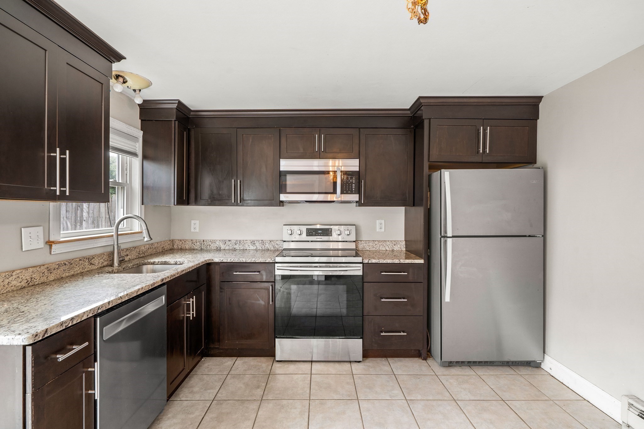 19 Orchard Ave # B Property Photo 3
