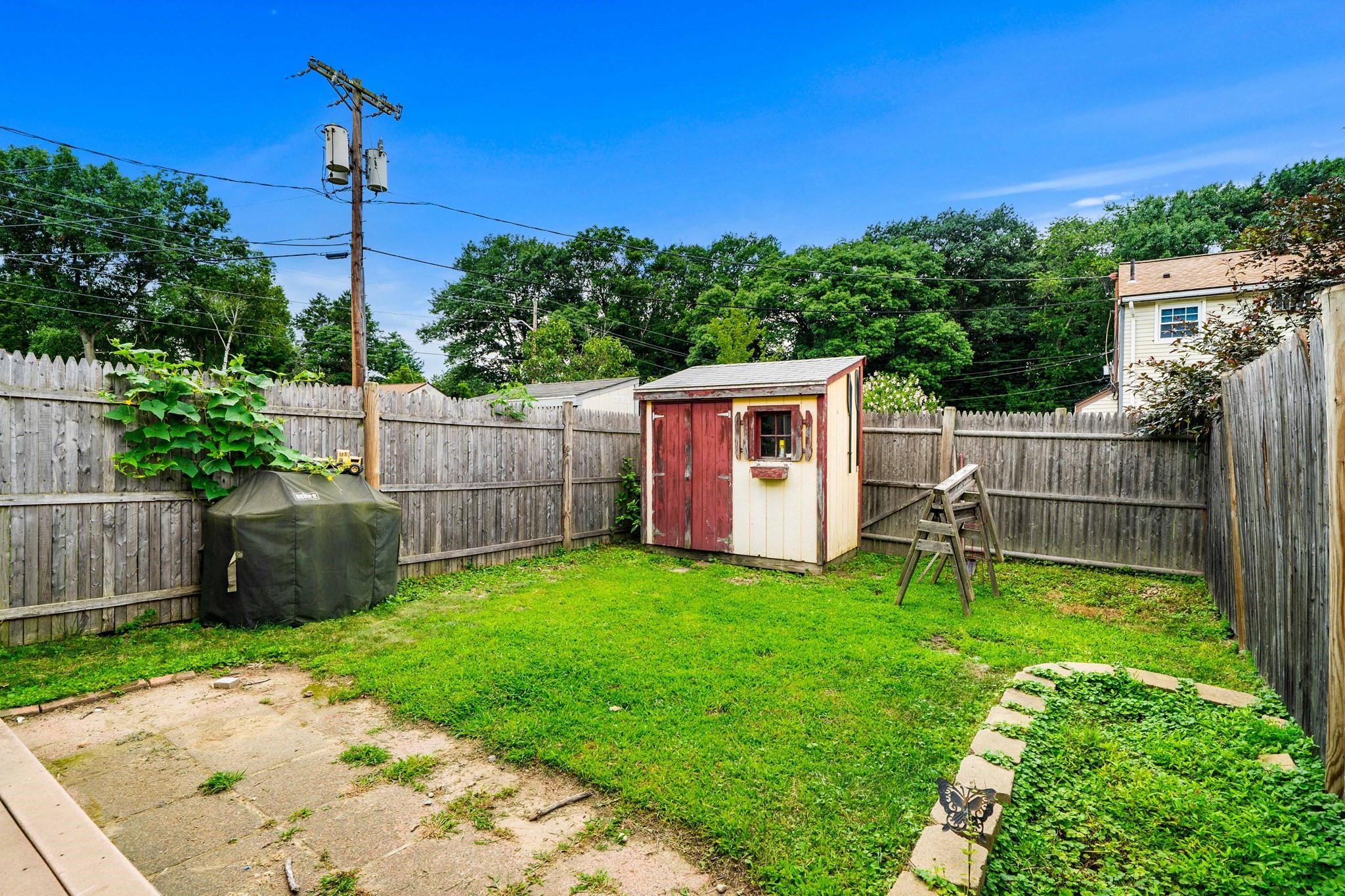 19 Orchard Ave # B Property Photo 22