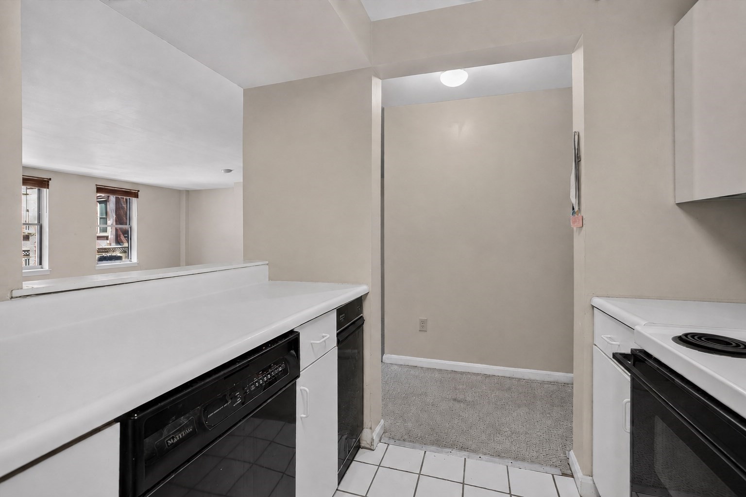 33 Chestnut Street # 104 Property Photo 4