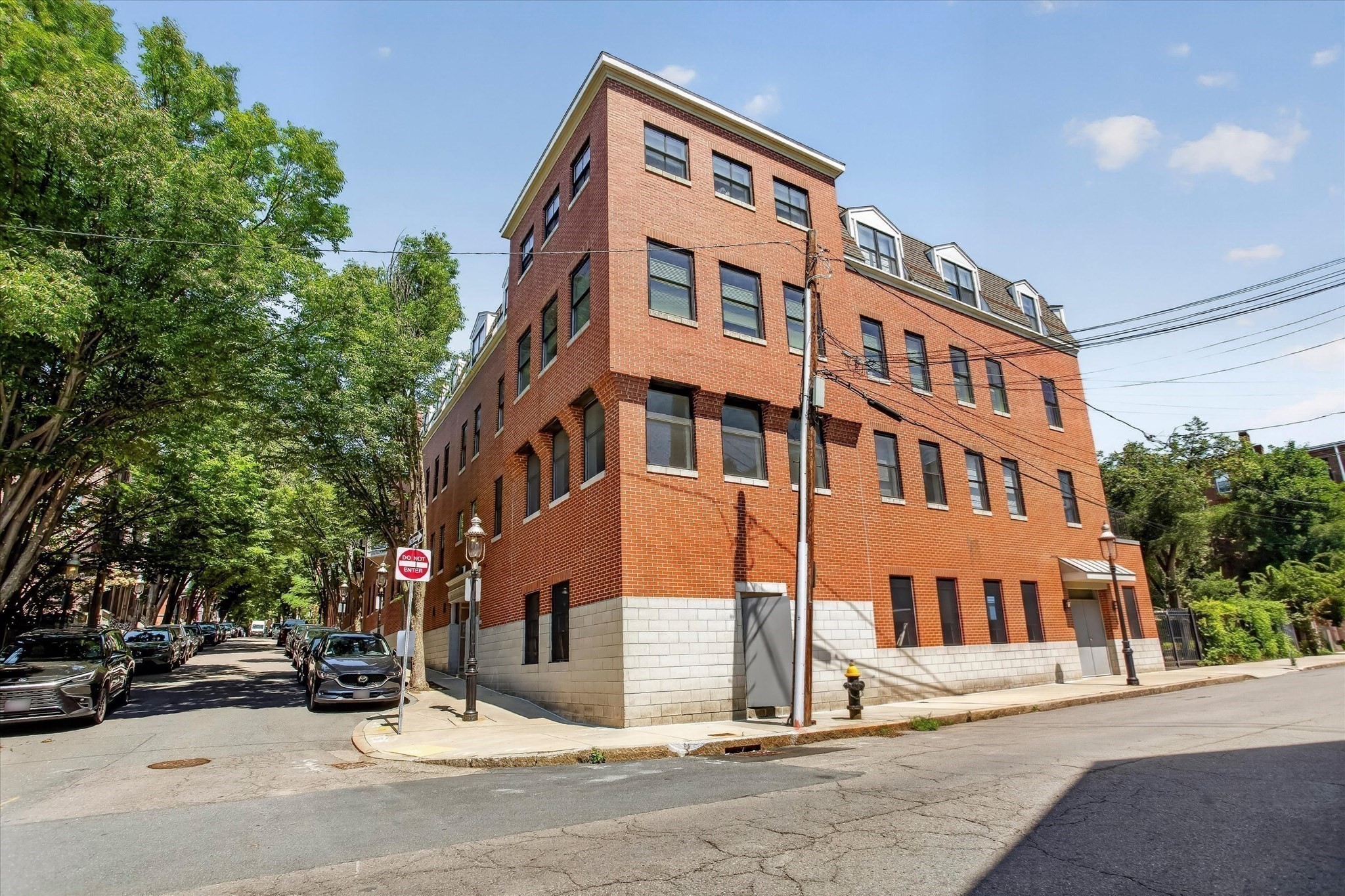 33 Chestnut Street # 104 Property Photo 10