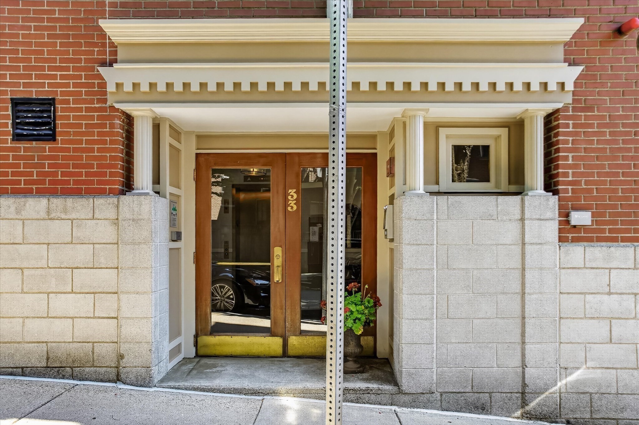33 Chestnut Street # 104 Property Photo 11
