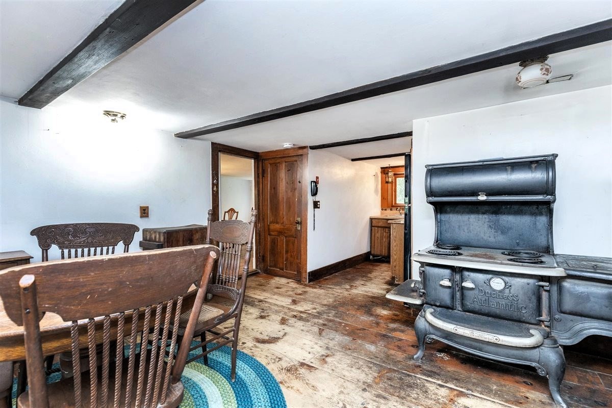 20 East Street Property Photo 7