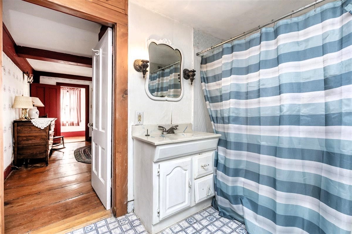 20 East Street Property Photo 24