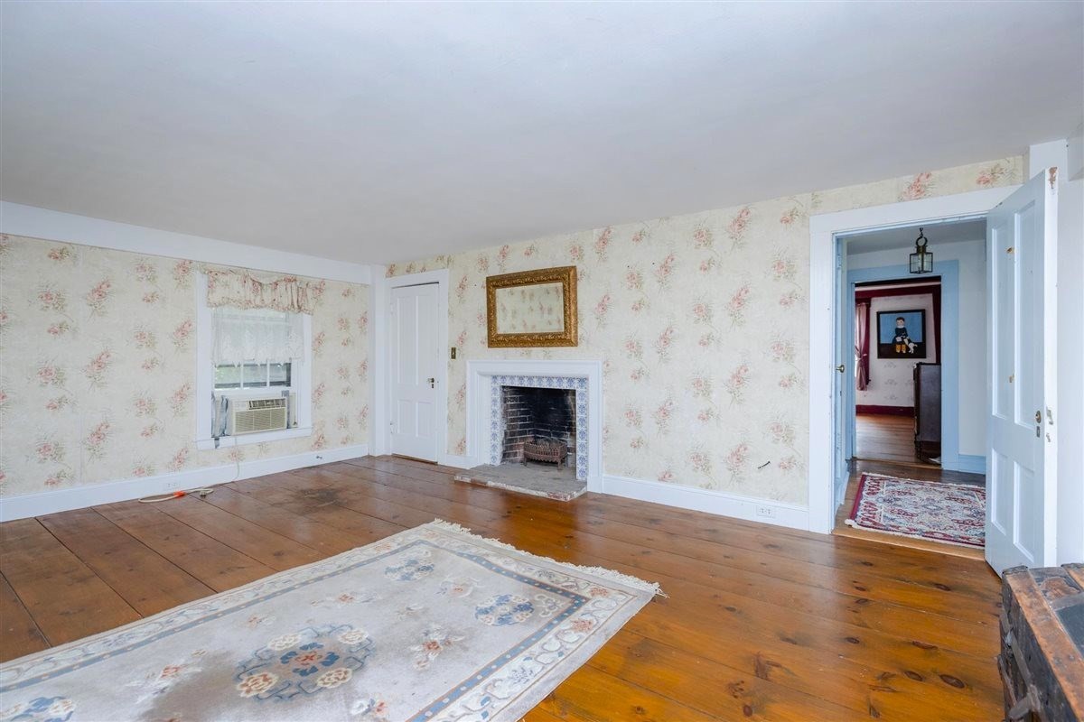 20 East Street Property Photo 27